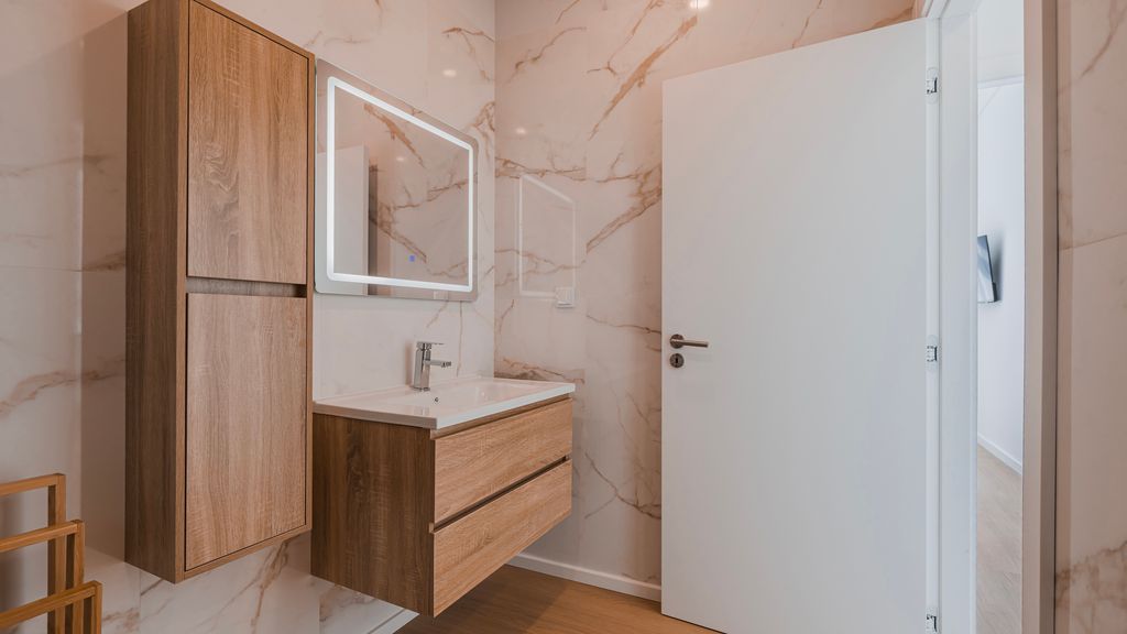 City Center 1-Bedroom Apartment by LovelyStay