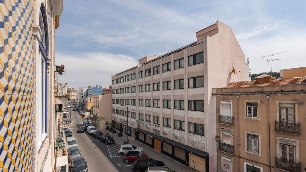 City Center 1-Bedroom Apartment by LovelyStay