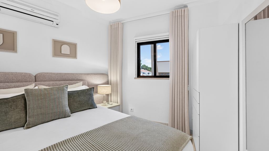 Falésia Stylish 2BR W/Balcony & Pool by LovelyStay