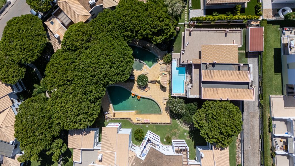 Falésia Stylish 2BR W/Balcony & Pool by LovelyStay