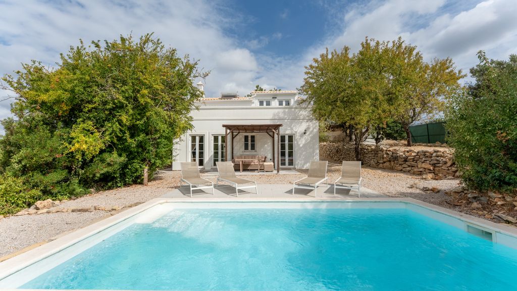 Casa Santi - 3BR Retreat W/ Pool by LovelyStay