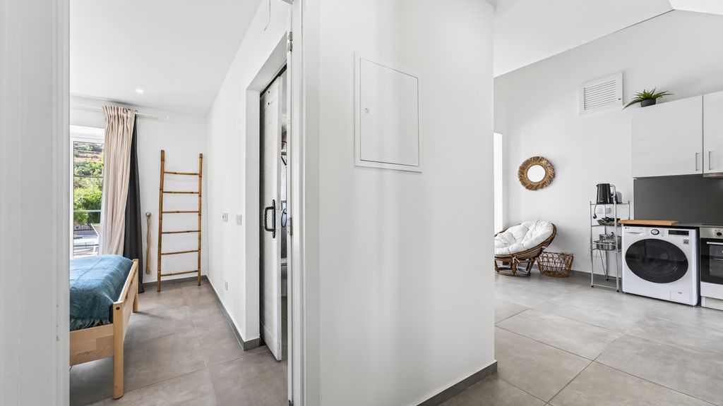 Casa Santi - 3BR Retreat W/ Pool by LovelyStay
