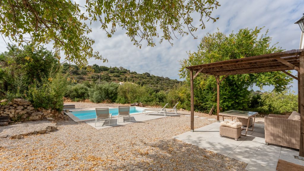 Casa Santi - 3BR Retreat W/ Pool by LovelyStay