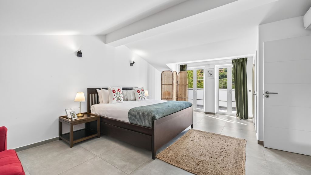 Casa Santi - 3BR Retreat W/ Pool by LovelyStay