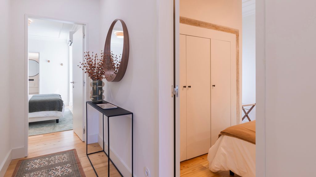 2BDR Lisbon's Historic Baixa Escape by LovelyStay
