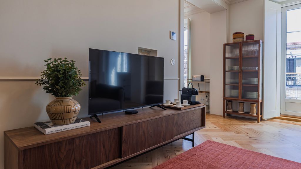 2BDR Lisbon's Historic Baixa Escape by LovelyStay