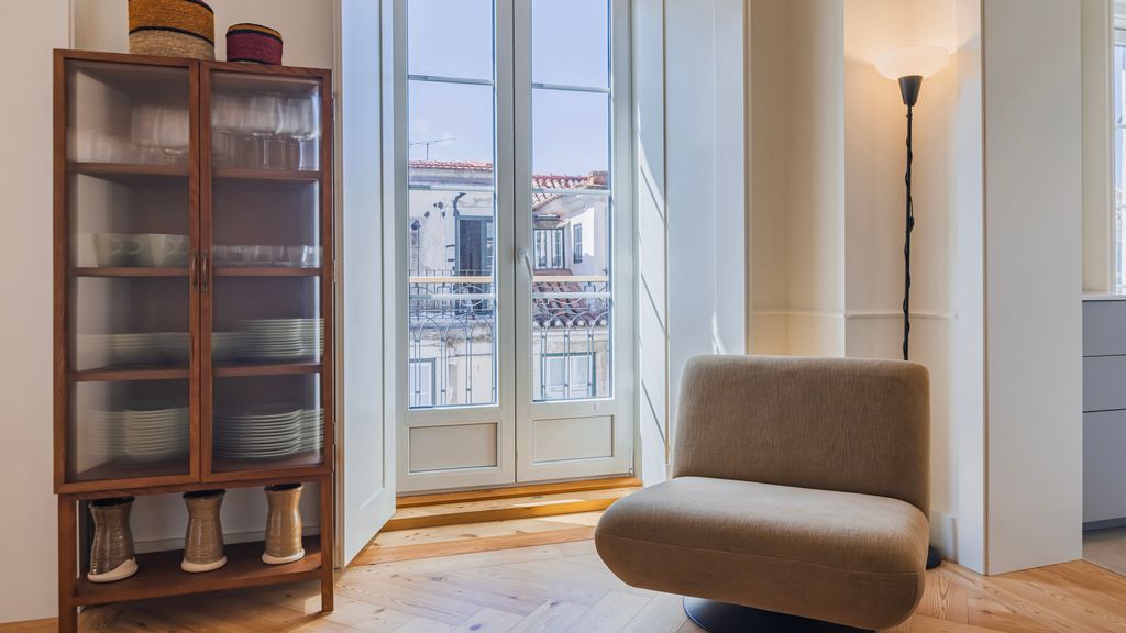 2BDR Lisbon's Historic Baixa Escape by LovelyStay