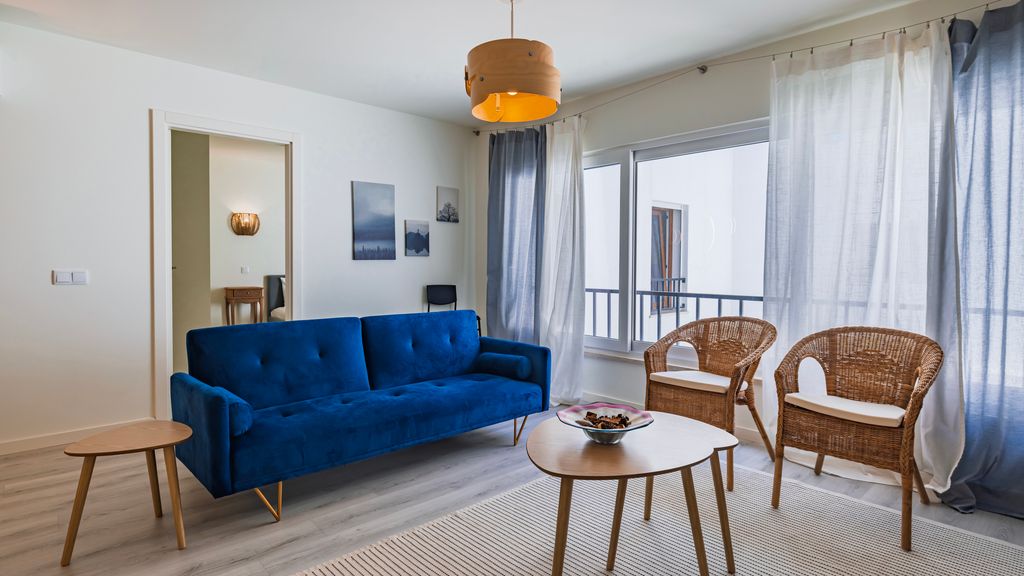 1BDR Modern Peniche Stay with Pool by LovelyStay