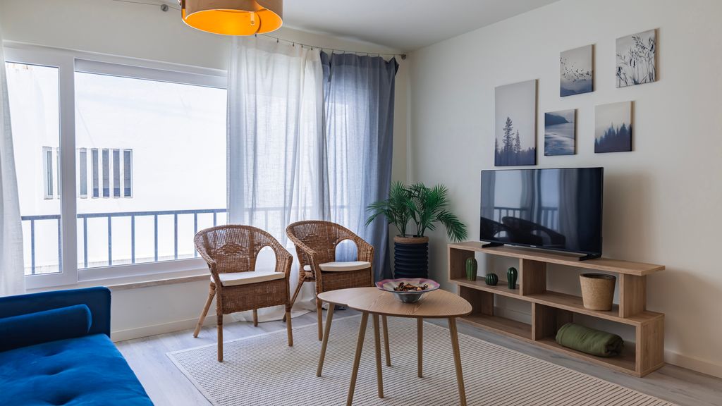 1BDR Modern Peniche Stay with Pool by LovelyStay