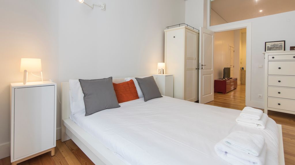 Elegant 2BDR Flat in Historic Baixa by LovelyStay