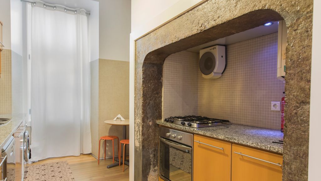 Elegant 2BDR Flat in Historic Baixa by LovelyStay
