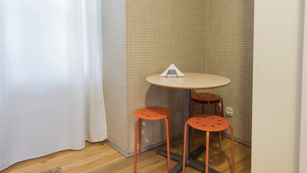 Elegant 2BDR Flat in Historic Baixa by LovelyStay