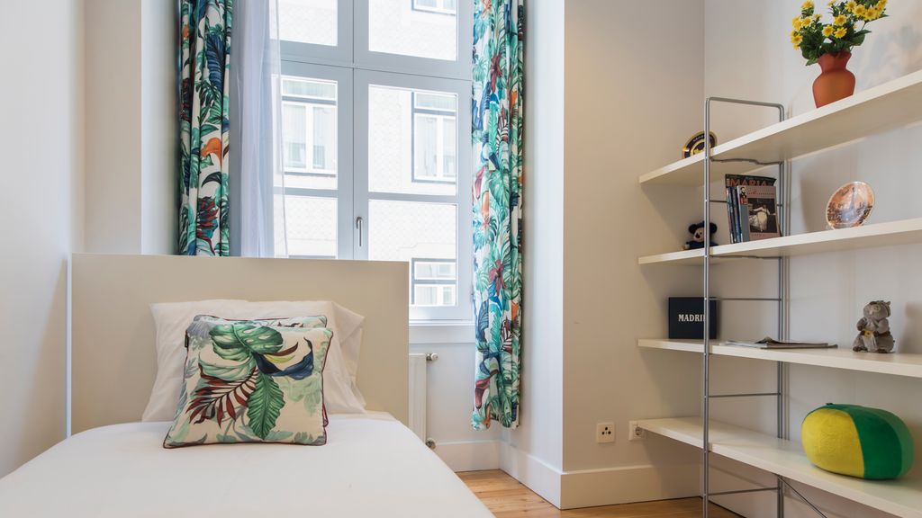 Elegant 2BDR Flat in Historic Baixa by LovelyStay