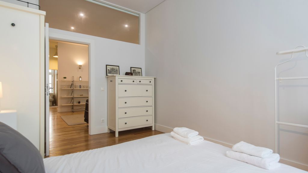 Elegant 2BDR Flat in Historic Baixa by LovelyStay