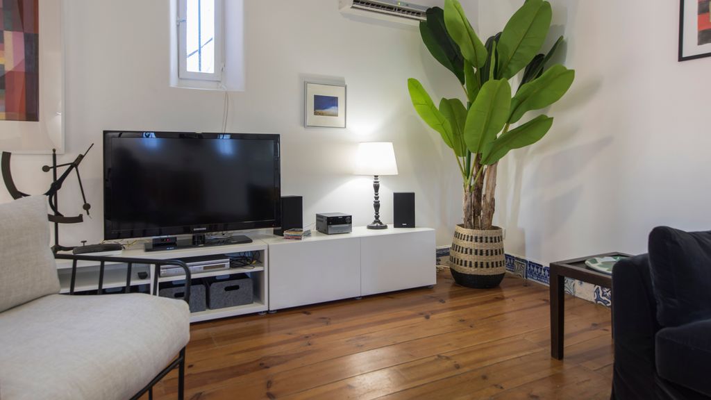 Bairro Alto Terrace Wonder by LovelyStay