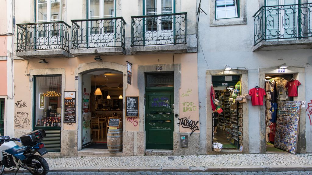 Bairro Alto Terrace Wonder by LovelyStay