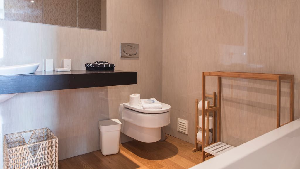 Belem 2BR with Balcony & City Views by LovelyStay