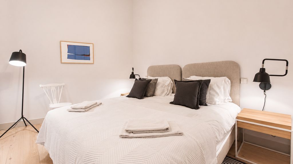 Charming Baixa 3BR with Balcony by LovelyStay