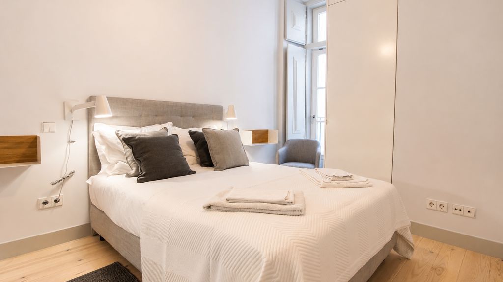 Charming Baixa 3BR with Balcony by LovelyStay