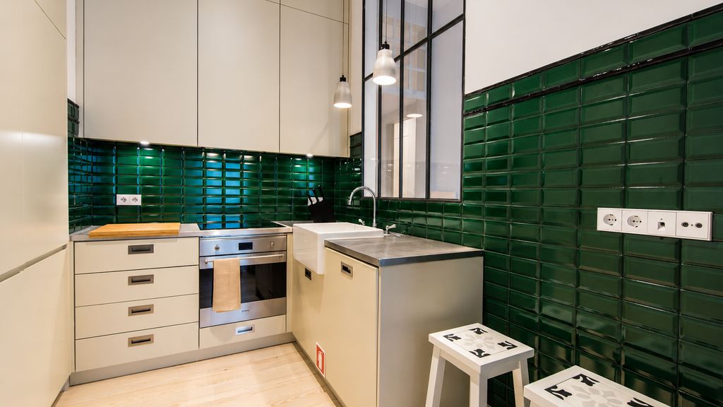 Charming Baixa 3BR with Balcony by LovelyStay
