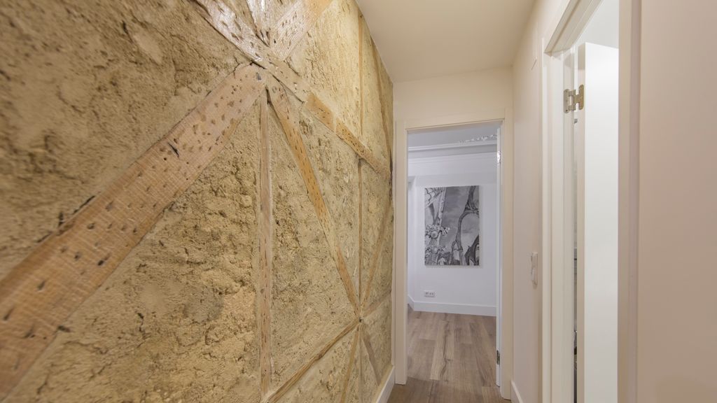 Vintage Flat Near Santa Justa's Lift by LovelyStay