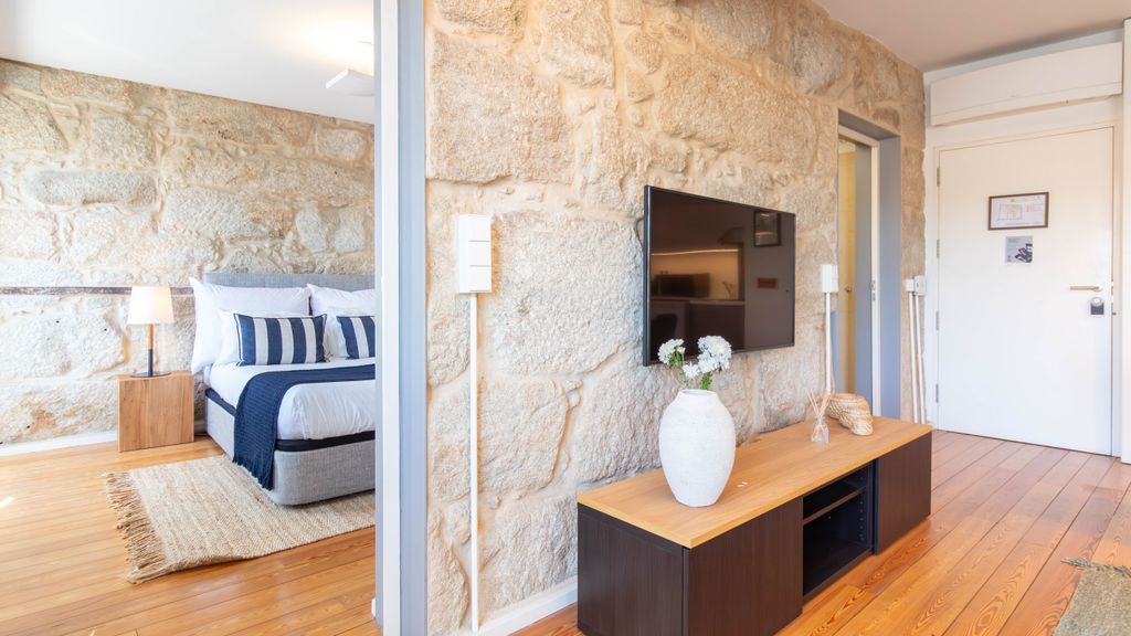 São Domingos Apartment by LovelyStay