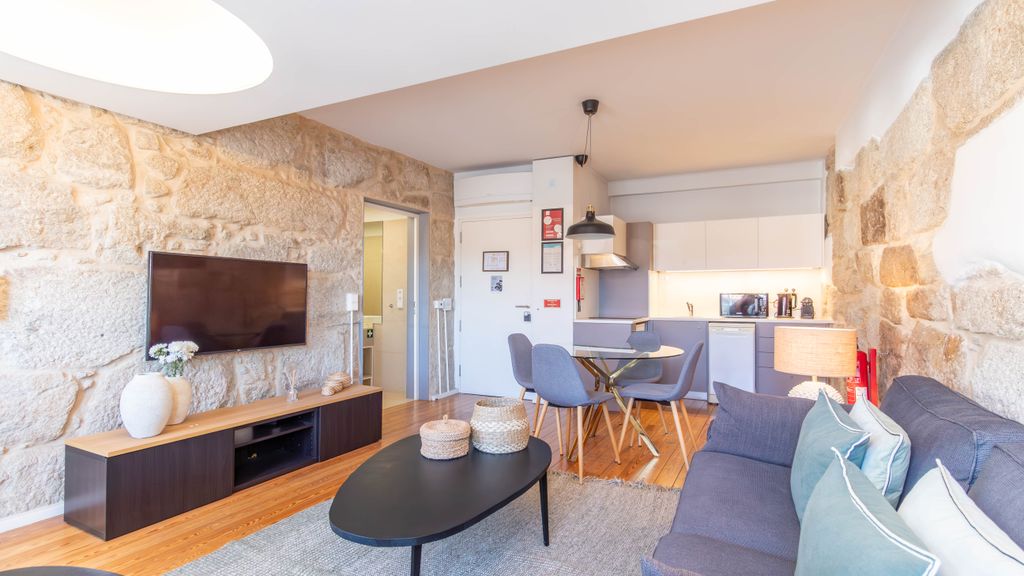 São Domingos Apartment by LovelyStay