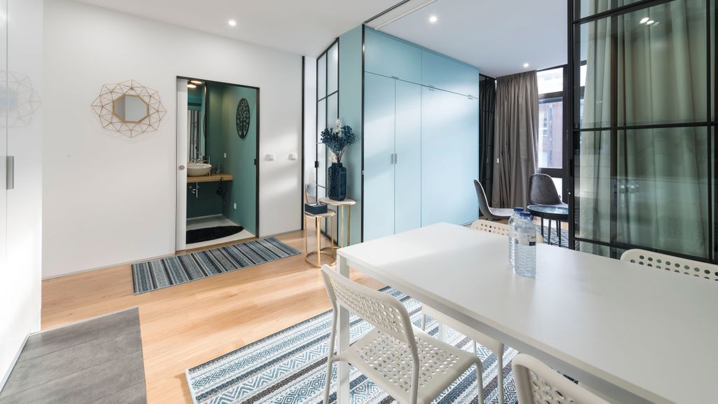 Wohaza Flat w/ Parking by LovelyStay