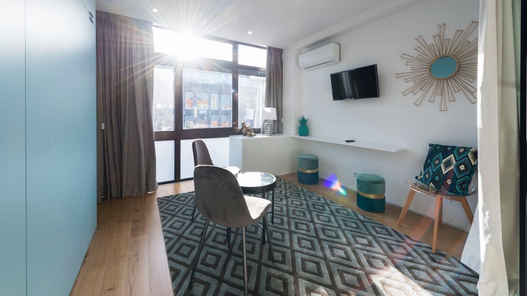 Wohaza Flat w/ Parking by LovelyStay