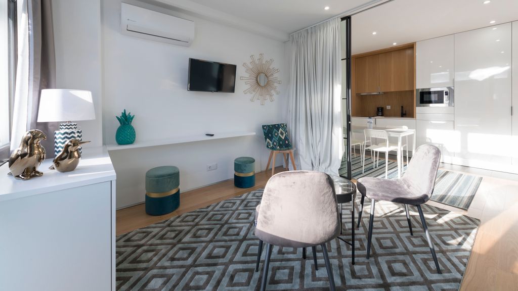Wohaza Flat w/ Parking by LovelyStay
