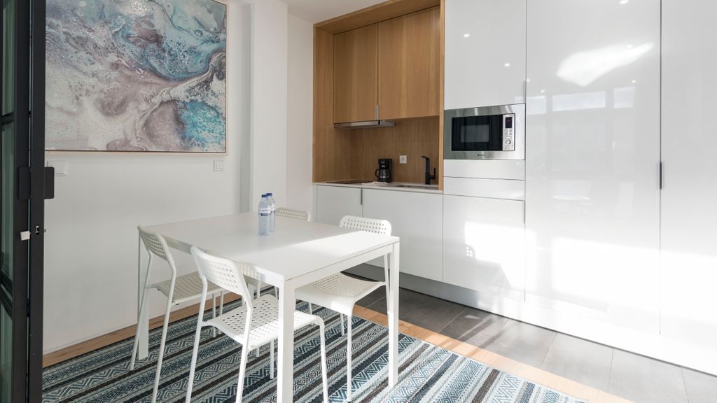 Wohaza Flat w/ Parking by LovelyStay