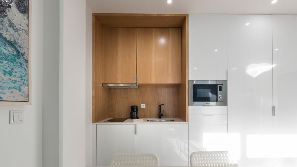Wohaza Flat w/ Parking by LovelyStay