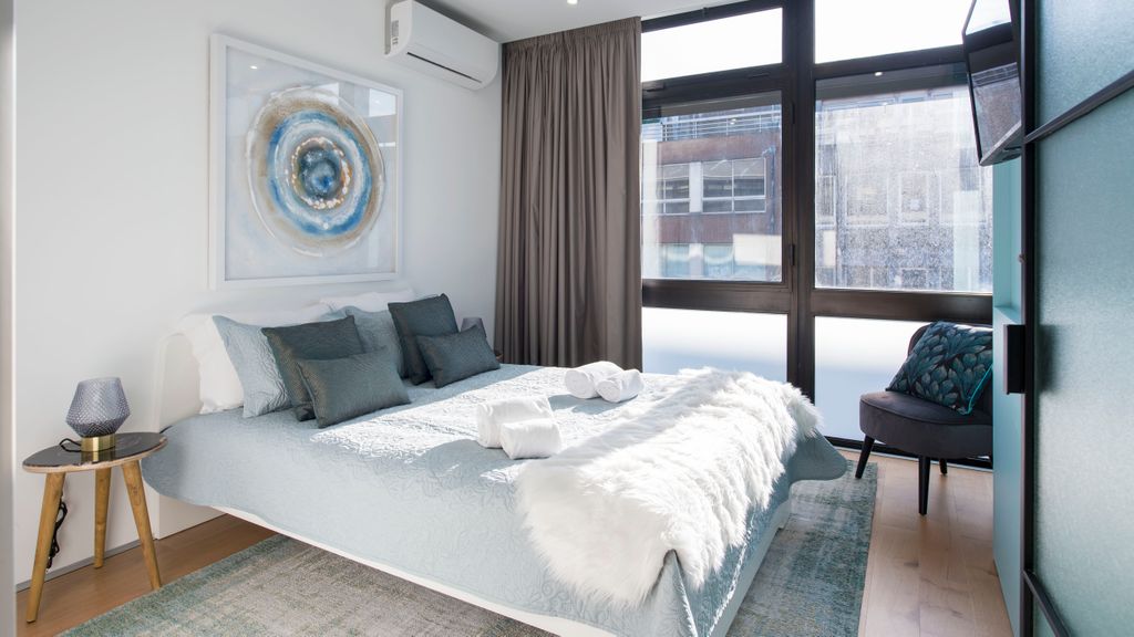 Wohaza Flat w/ Parking by LovelyStay