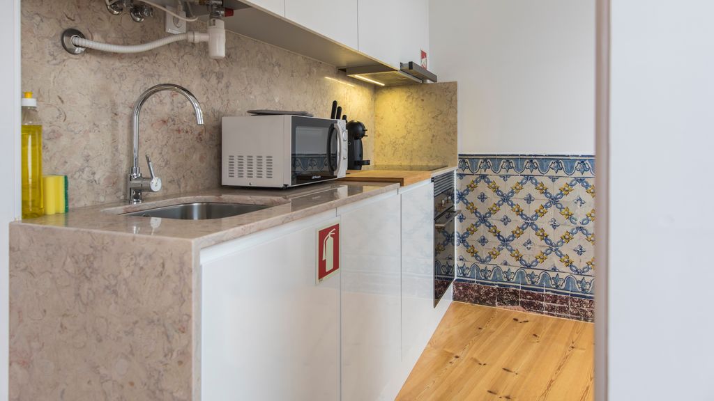 Lusitano's 2BDR Apartment in Alfama by LovelyStay