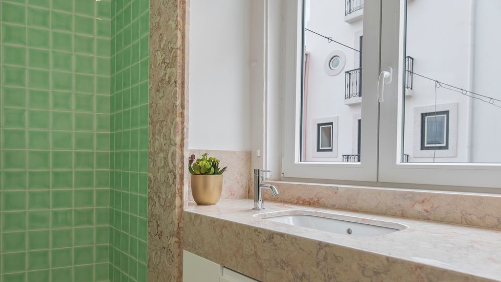 Lusitano's 2BDR Apartment in Alfama by LovelyStay