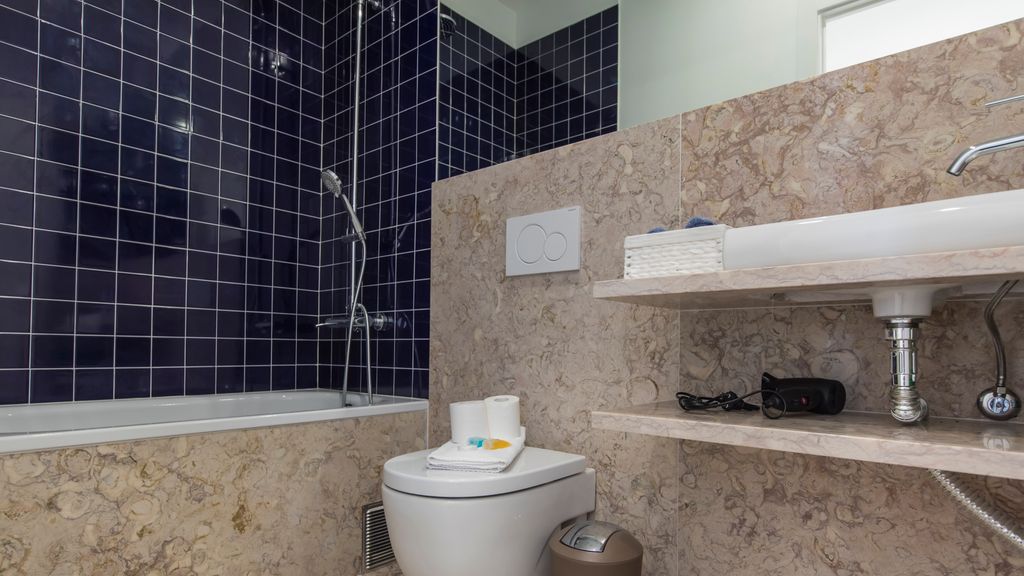 Lusitano's 2BDR Apartment in Alfama by LovelyStay
