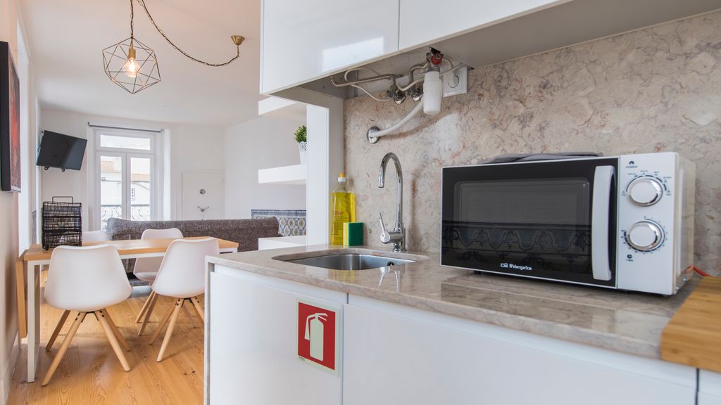 Lusitano's 2BDR Apartment in Alfama by LovelyStay