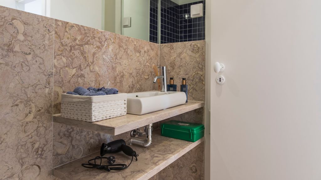 Lusitano's 2BDR Apartment in Alfama by LovelyStay