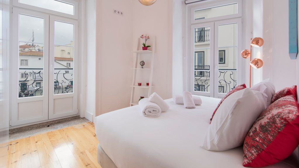 Lusitano's 2BDR Apartment in Alfama by LovelyStay