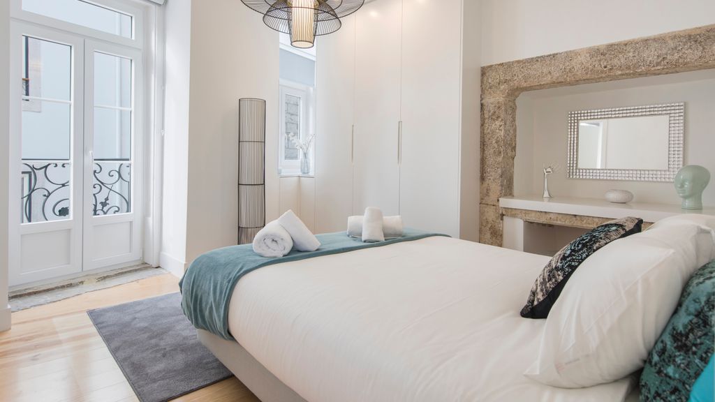 Lusitano's 2BDR Apartment in Alfama by LovelyStay