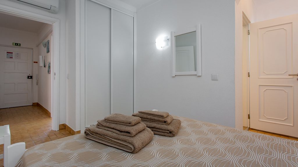 2BD Apartment in Alagoa Beach by LovelyStay