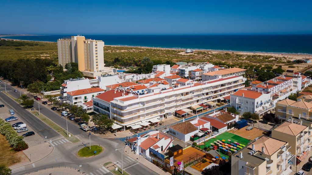 2BD Apartment in Alagoa Beach by LovelyStay