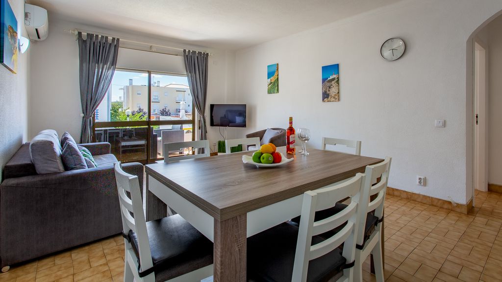 2BD Apartment in Alagoa Beach by LovelyStay