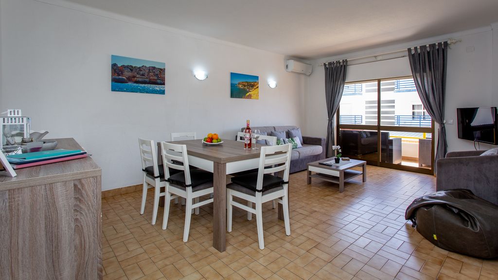 2BD Apartment in Alagoa Beach by LovelyStay