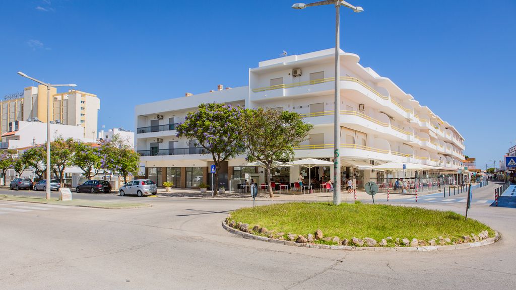2BD Apartment in Alagoa Beach by LovelyStay