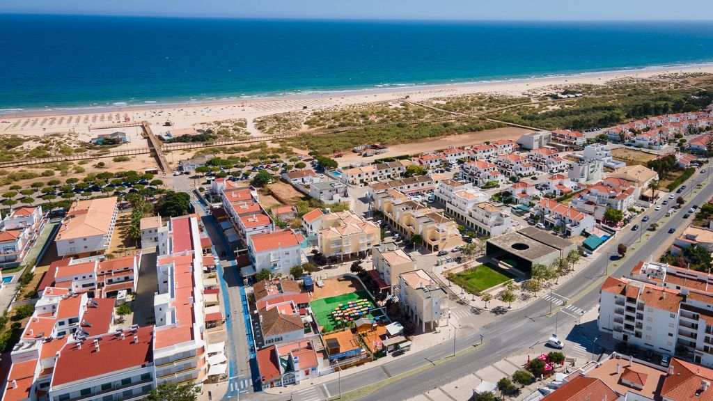 2BD Apartment in Alagoa Beach by LovelyStay