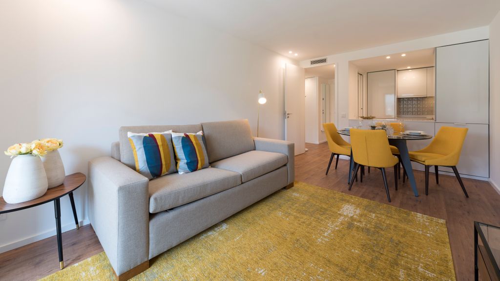 Santos Apartment w/Parking & Balcony by LovelyStay