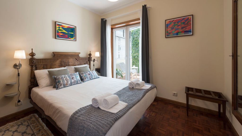 Heritage Collection House w/ 4BR by LovelyStay