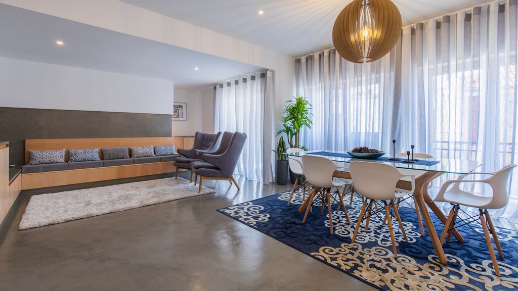 Sunshine Residence in Graça by LovelyStay