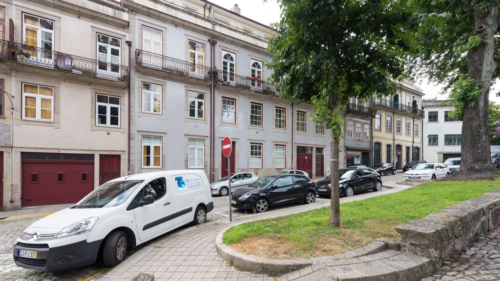 The Porto Getaway - Free Parking by LovelyStay